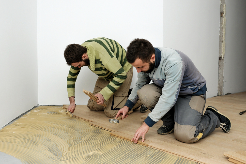 Nos conseils pour la pose d'un parquet collé